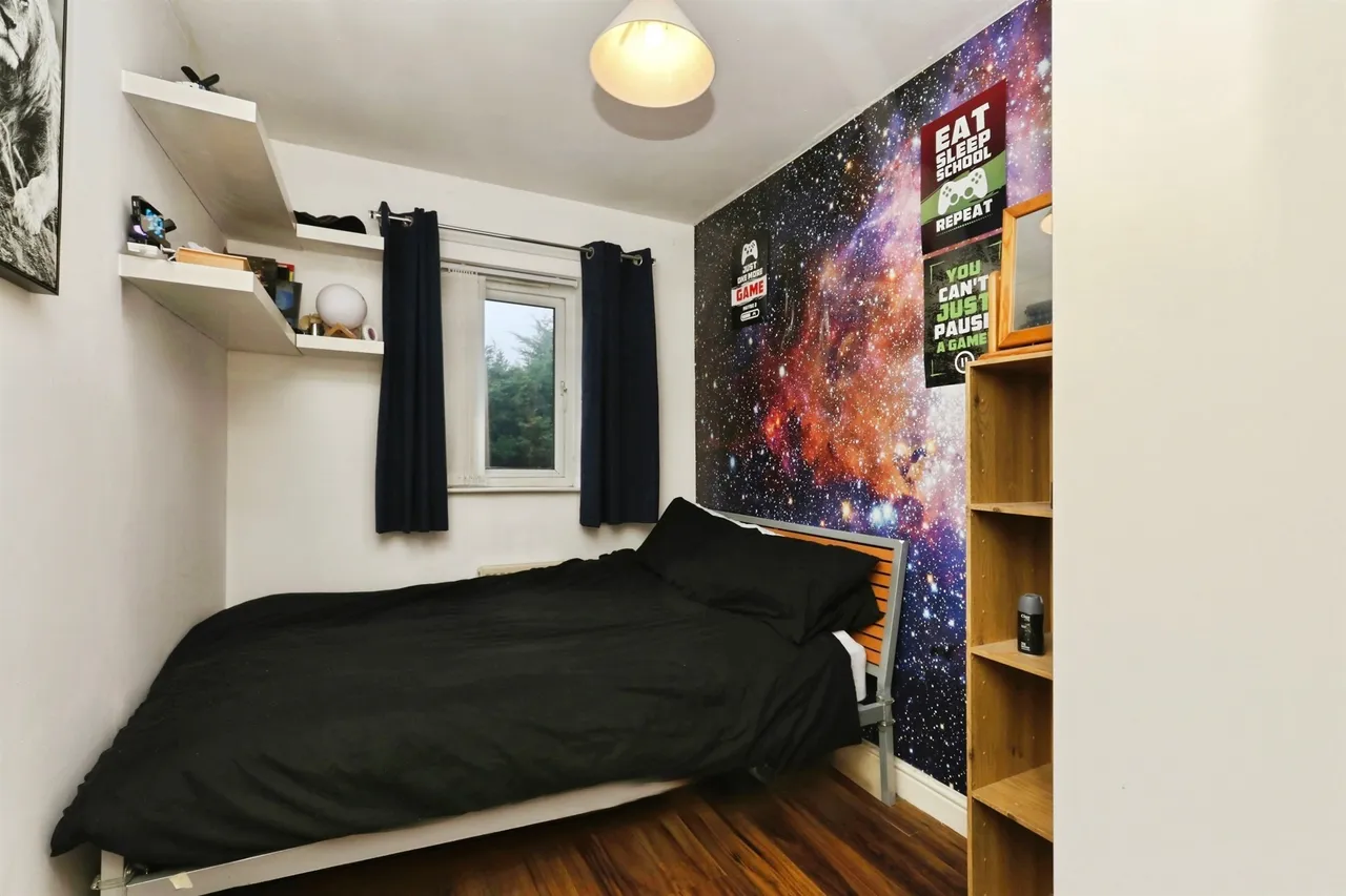 Shining Cliff Court, Bawtry, DN10, photo 7