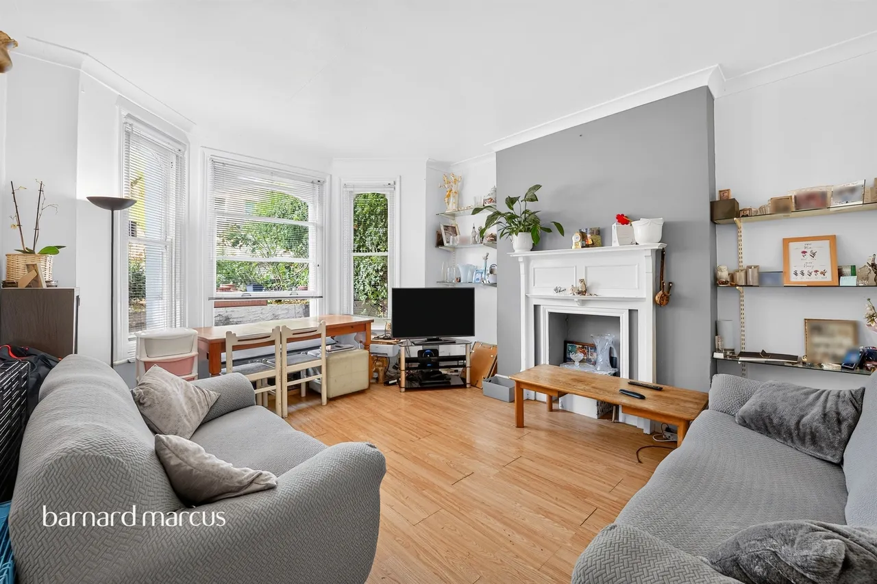 Bolingbroke Grove, London, SW11, photo 2