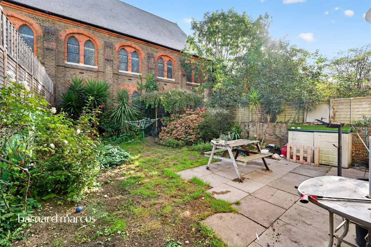 Bolingbroke Grove, London, SW11, photo 14
