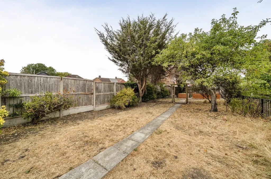 Avery Hill Road, New Eltham, SE9, photo 7