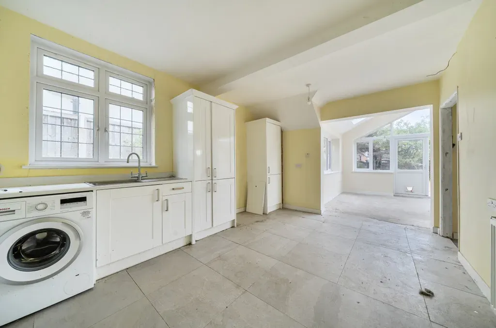 Avery Hill Road, New Eltham, SE9, photo 10