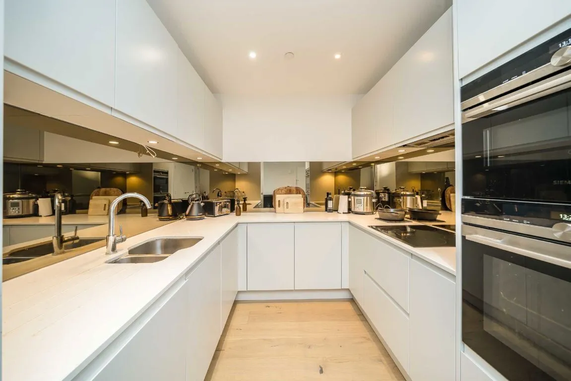 Buckhold Road, SW18, photo 4