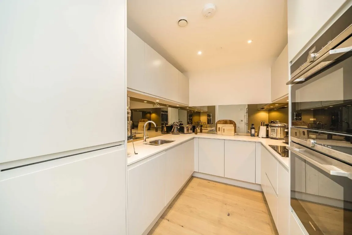 Buckhold Road, SW18, photo 5