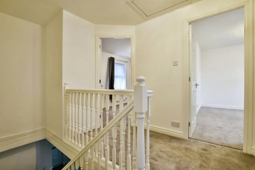 Land Lane, Wilmslow, SK9, photo 15