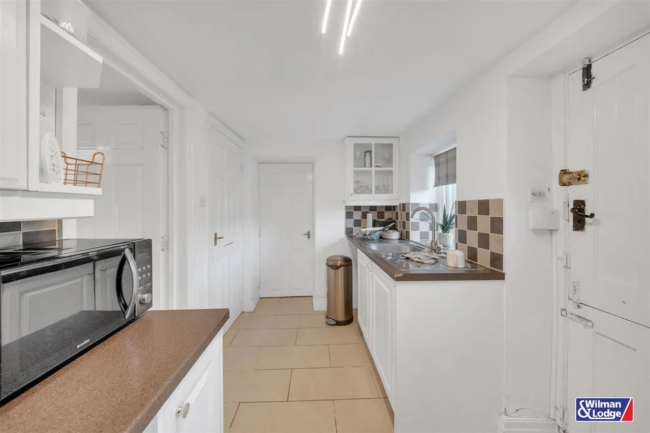 Keighley Road, Harden, Bingley, BD16 1AT, photo 27