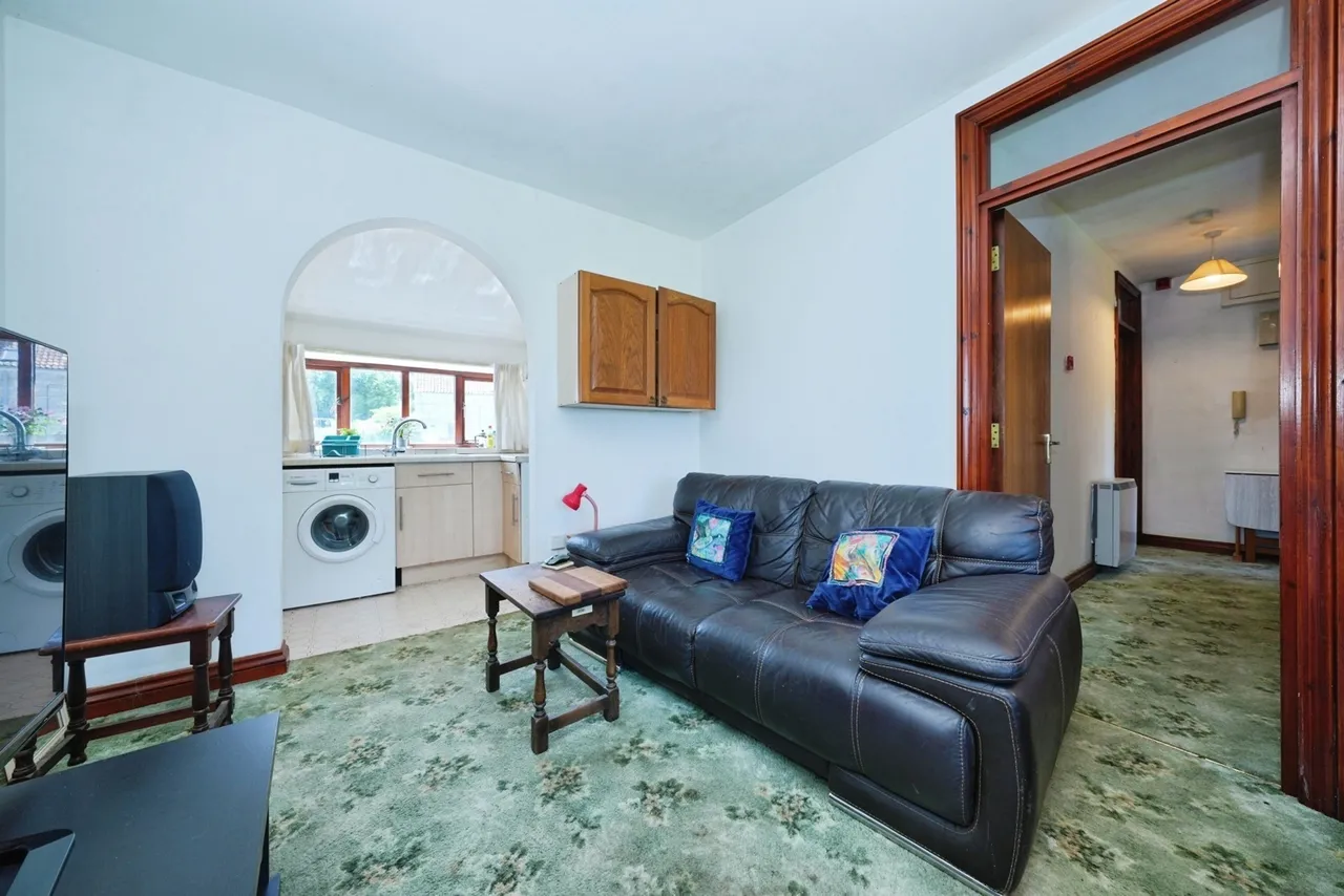 Parkfields, Butleigh, BA6, photo 11