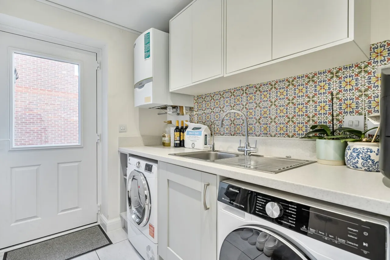 Bramley, RG26, photo 13