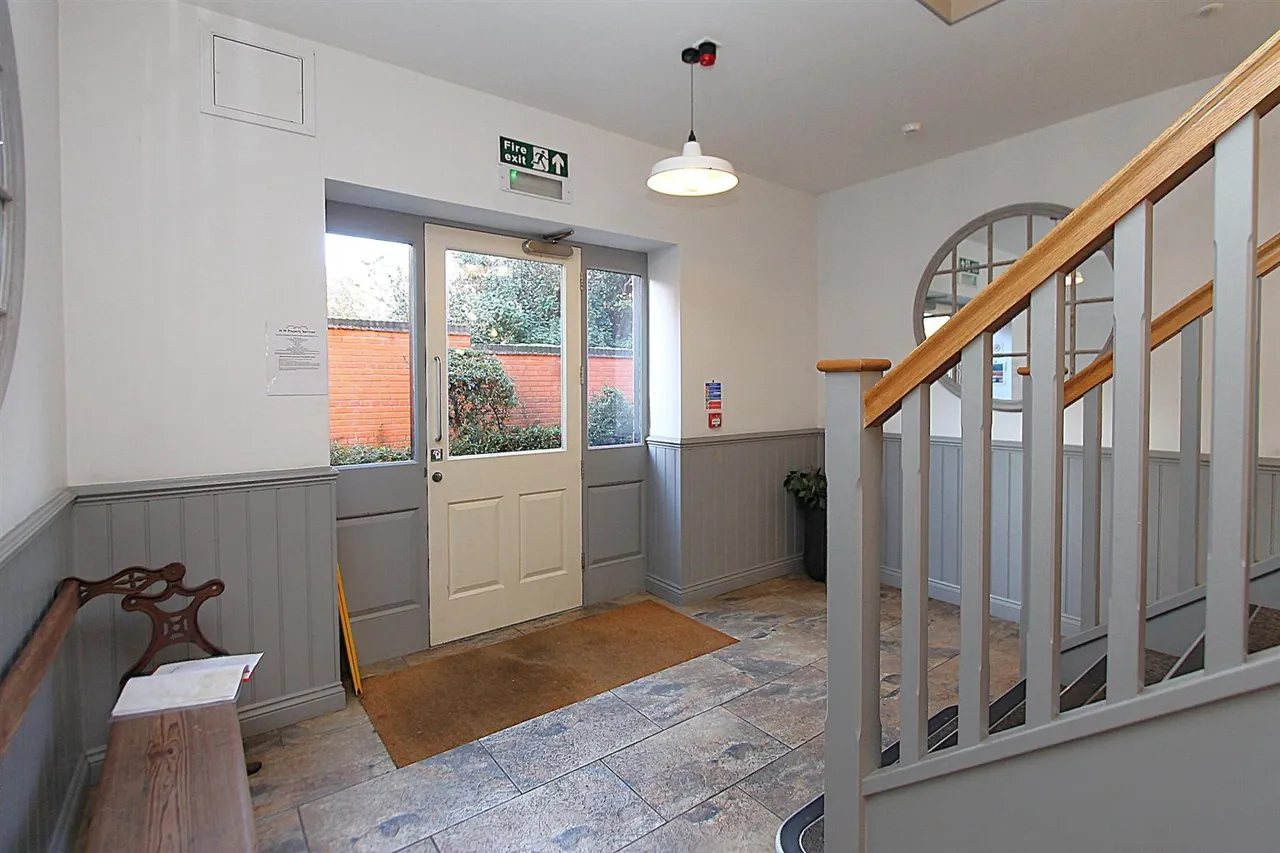 Woodcock Mews, Brierley Hill, photo 14