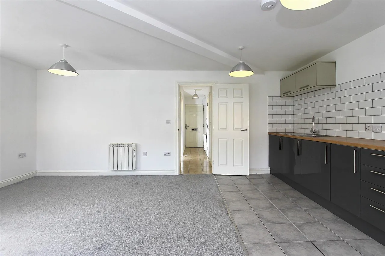 Woodcock Mews, Brierley Hill, photo 7