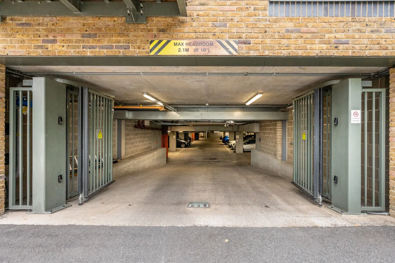 80 Wharf House, 2 Brewery Lane, Twickenham, photo 11