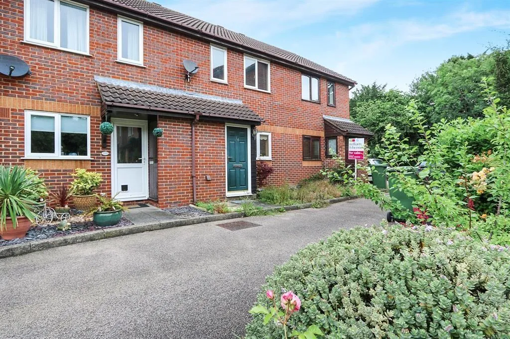 2 bed house to rent — Ellison Close, ATTLEBOROUGH