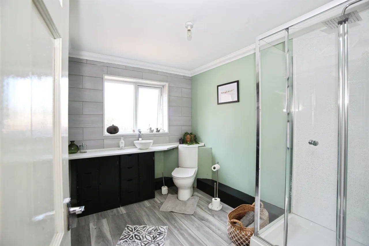 Lower Francis Street, Caerphilly, CF83, photo 15