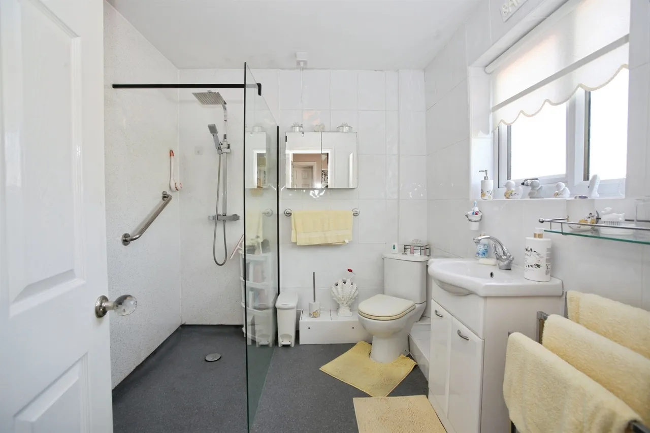 Lower Francis Street, Caerphilly, CF83, photo 13