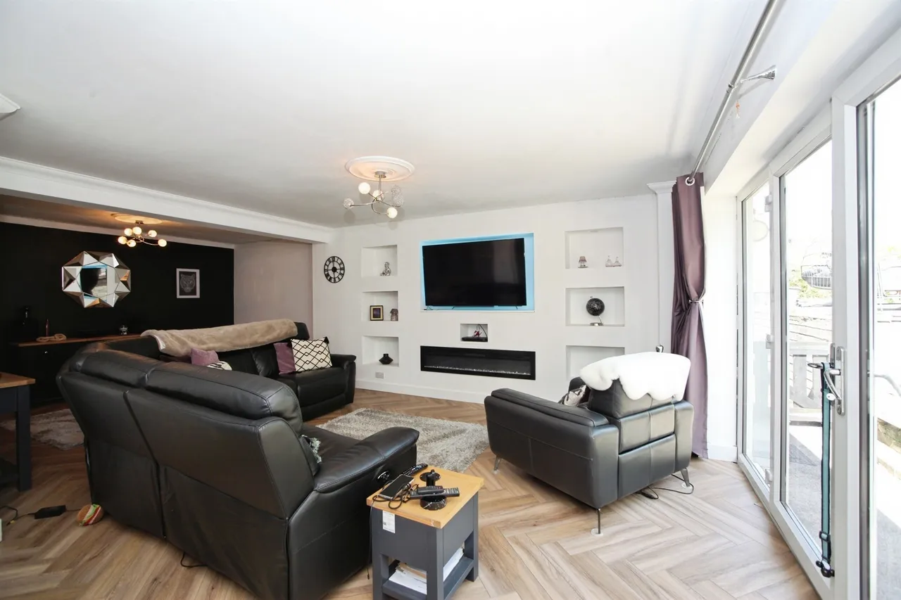Lower Francis Street, Caerphilly, CF83, photo 5