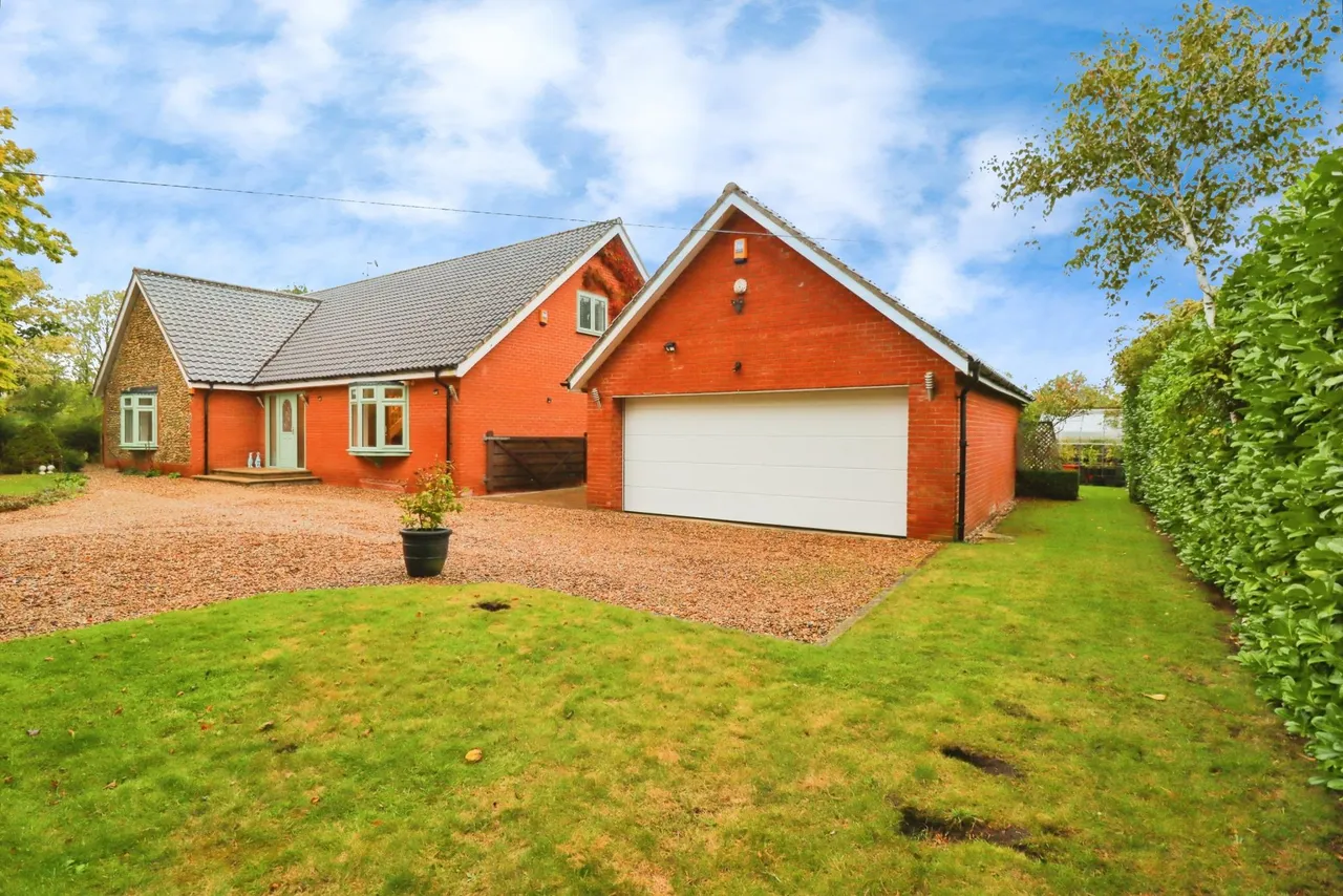 Harleston Road, Rushall, IP21, photo 5