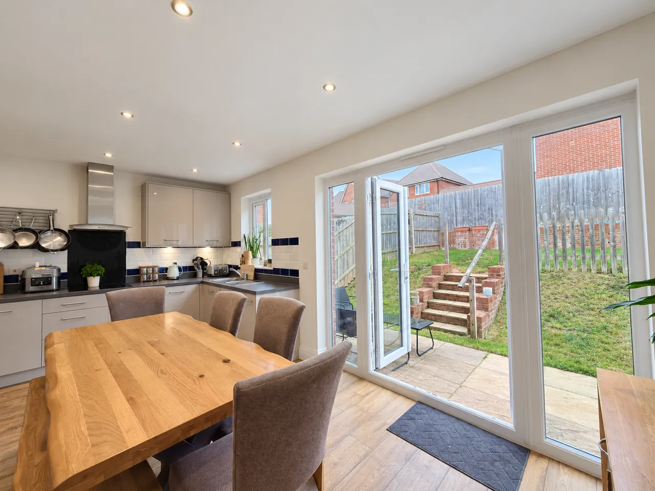 Hawkins Road, Exeter, EX1, photo 2