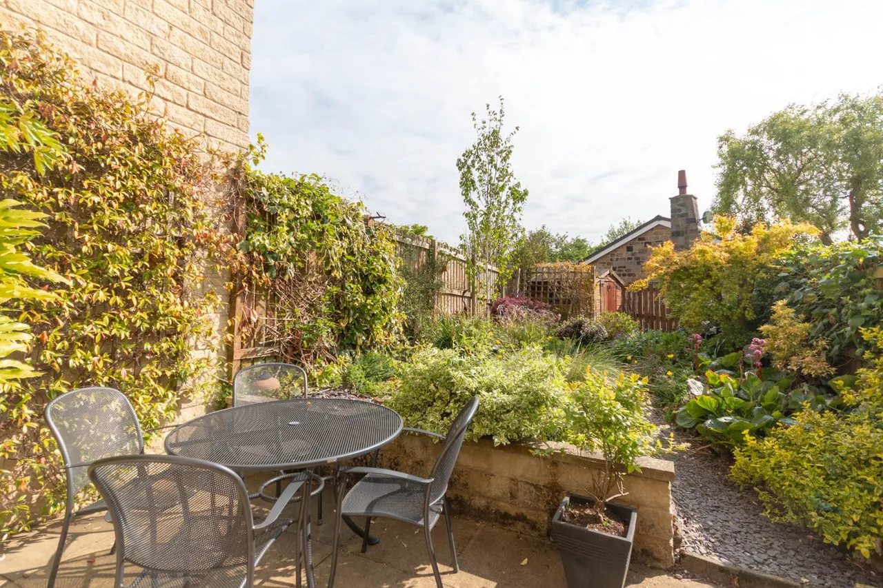 Whitestone Drive, East Morton, BD20, photo 10