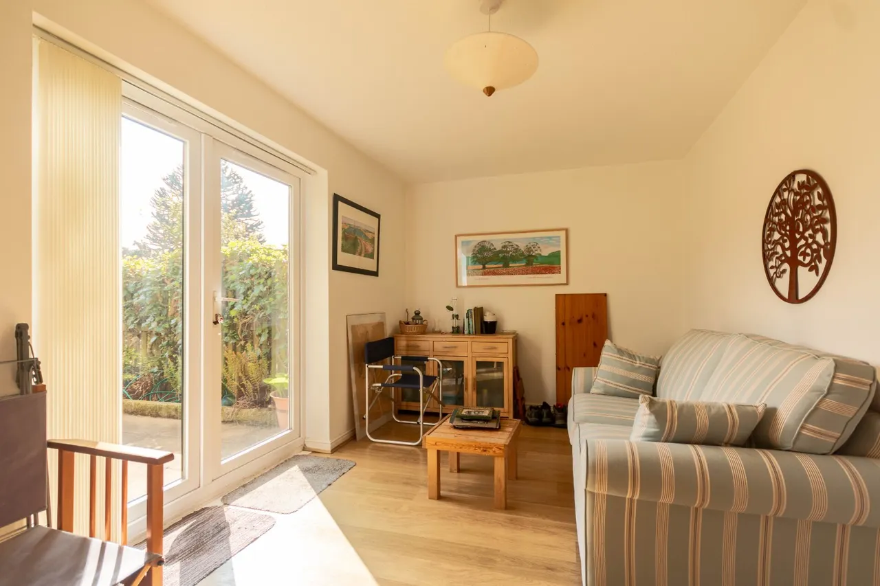 Whitestone Drive, East Morton, BD20, photo 4