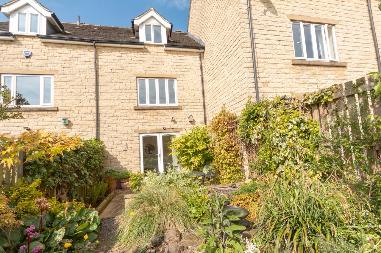 Whitestone Drive, East Morton, BD20, photo 24