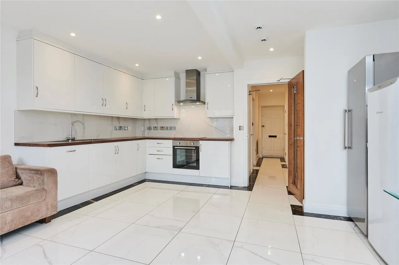 Lancaster Drive, London, E14, photo 11