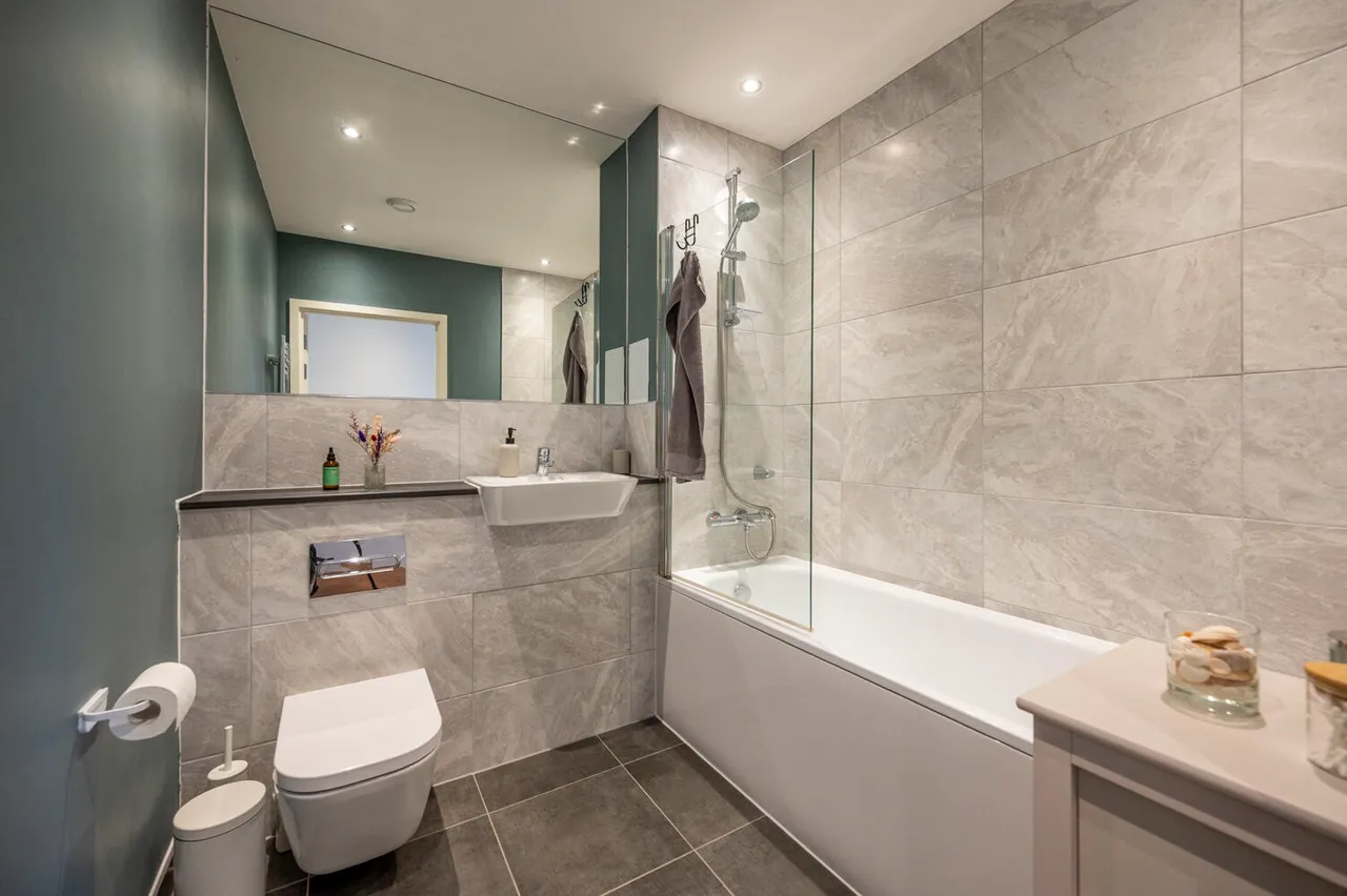 Flat 30, Triathlon Point,, 11 Madison Way, photo 5
