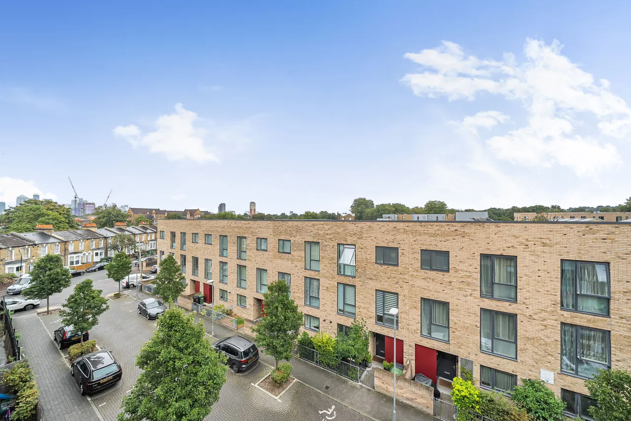 Flat M, 98 Reaston Street, London, photo 10