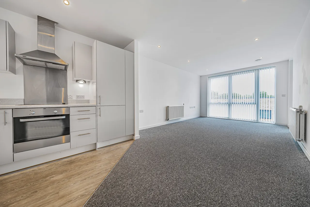 Flat M, 98 Reaston Street, London, photo 7