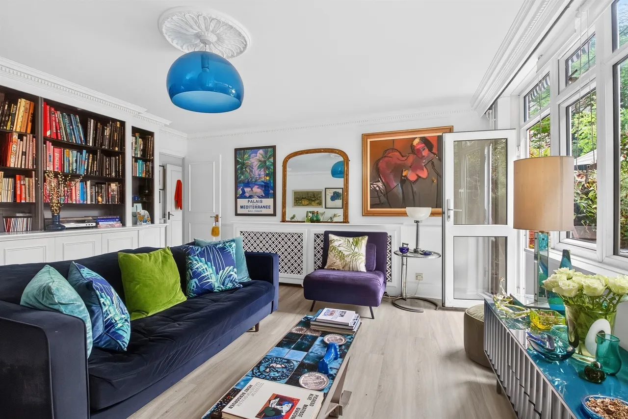 3 bed flat for sale — Blincoe Close, London