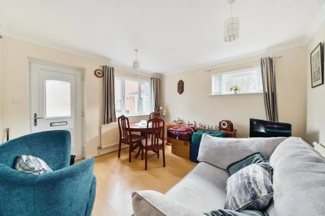 Walton Way, Newbury, RG14, photo 4