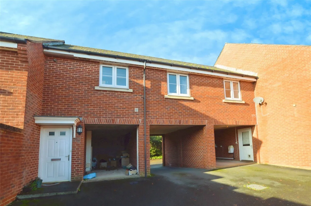 2 bed property for sale — Fleming Way, St Leonards, Exeter, Devon, EX2