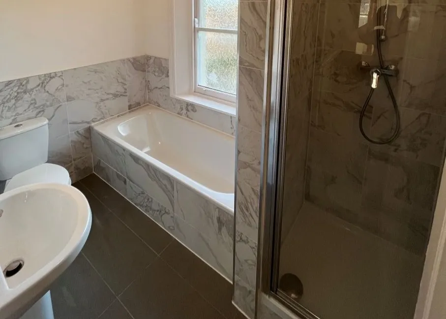 St James Road, KT6, photo 10
