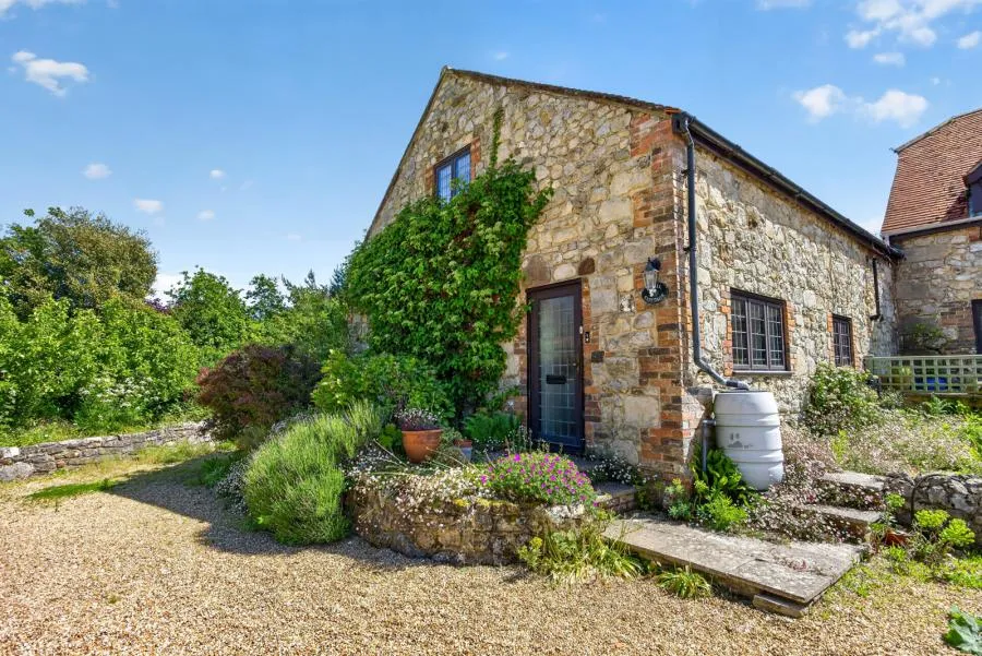 Afton Barns, Freshwater, PO40, photo 22