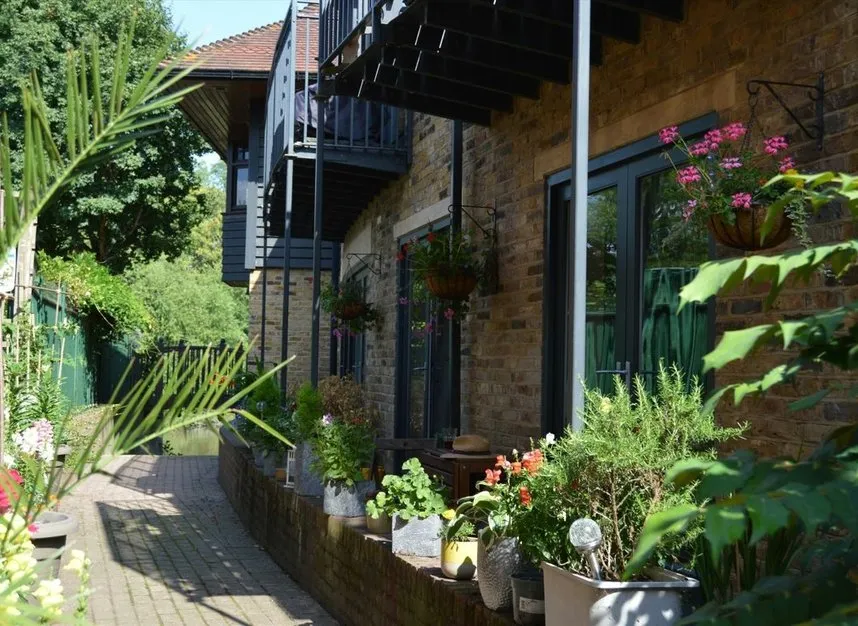 1 bed flat for sale — Swan Street, Isleworth, TW7
