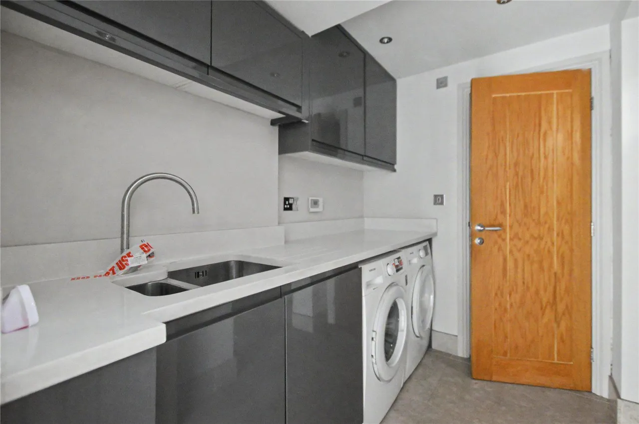 Whitegate, East Keswick, LS17, photo 8