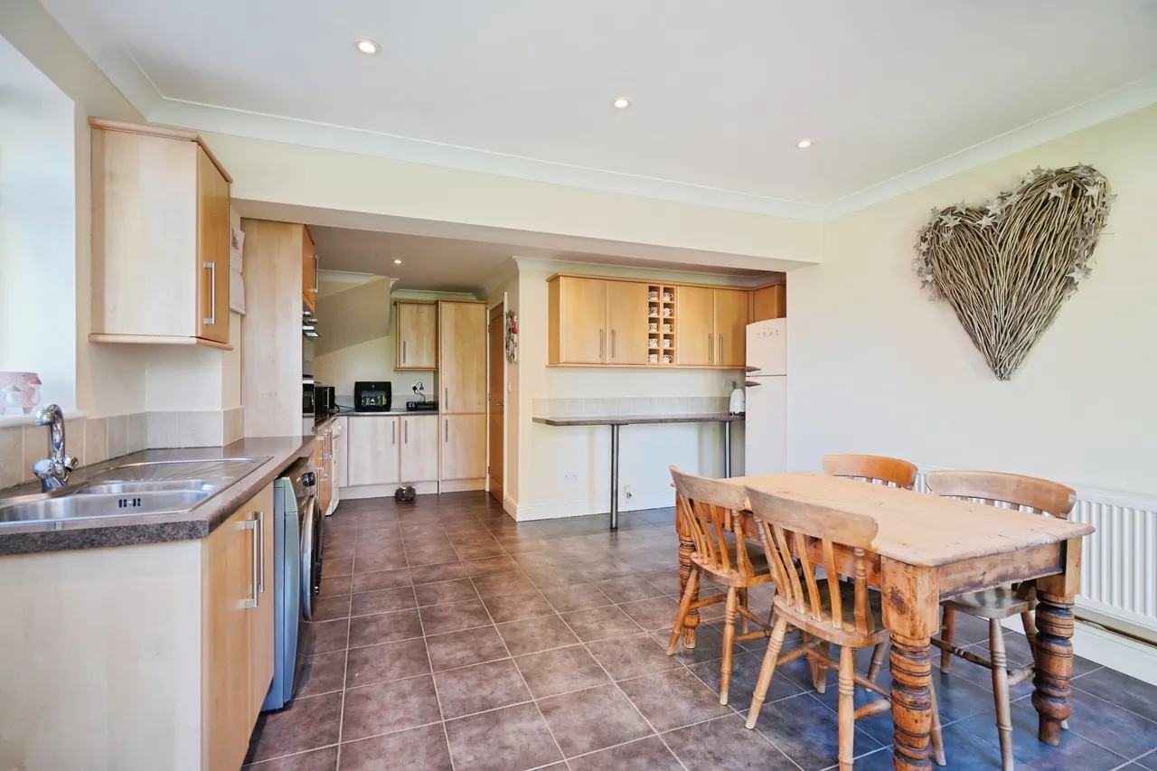 Rouen Way, Ashby-De-La-Zouch, LE65, photo 6