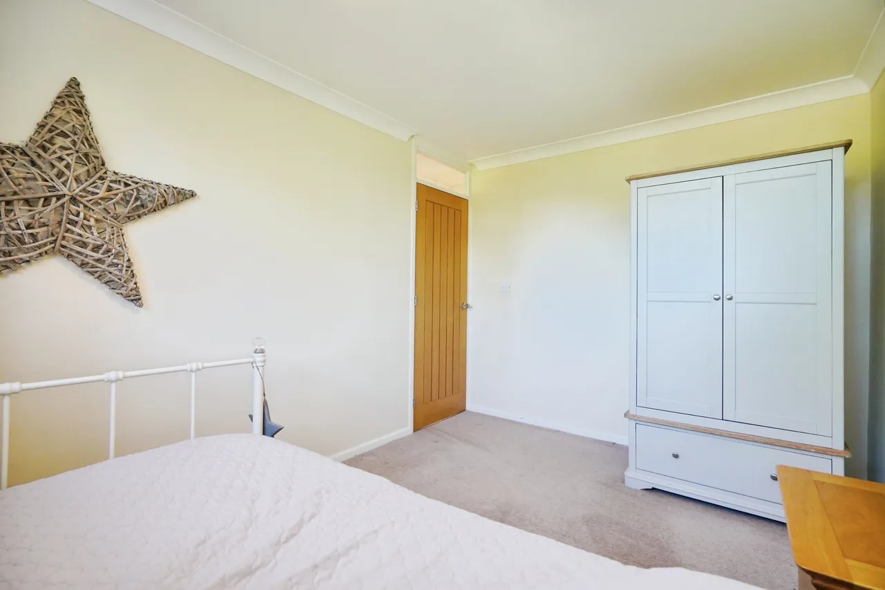 Rouen Way, Ashby-De-La-Zouch, LE65, photo 26