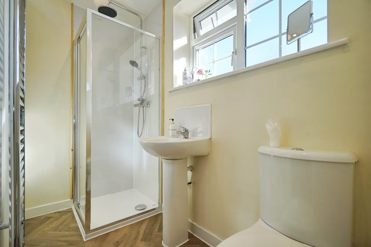 Rouen Way, Ashby-De-La-Zouch, LE65, photo 20