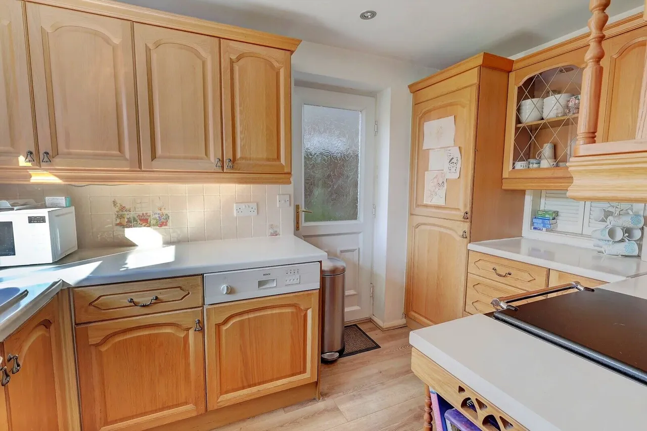 Clarendon Road, Great Missenden, HP16, photo 9