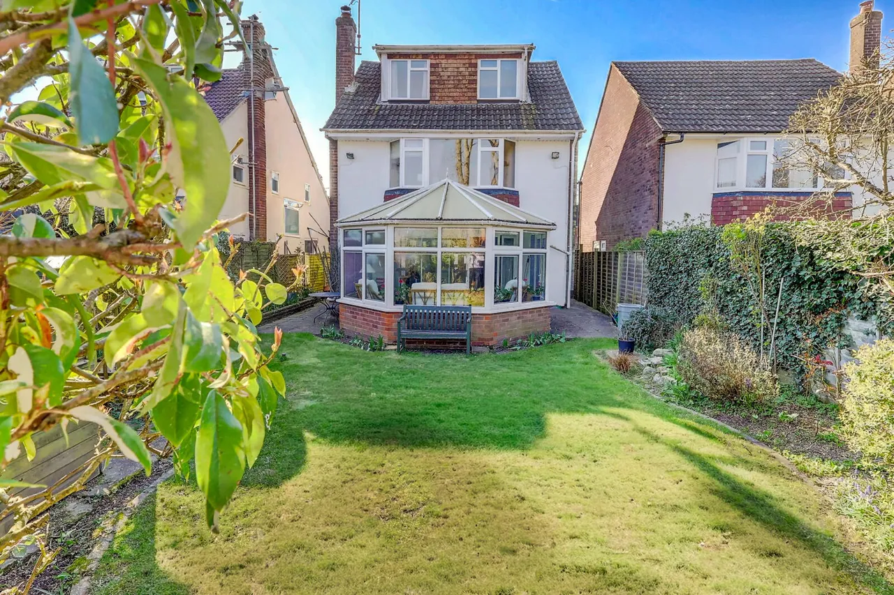 Clarendon Road, Great Missenden, HP16, photo 4