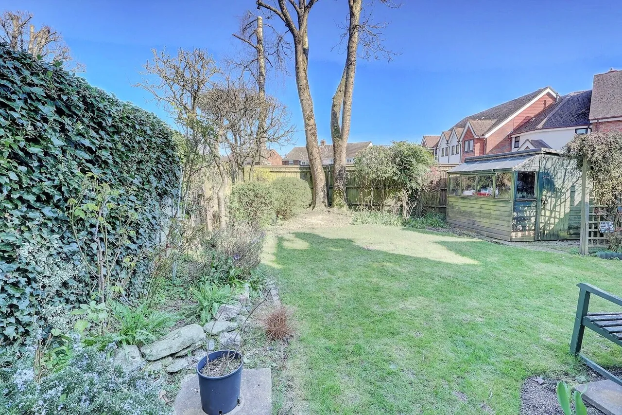 Clarendon Road, Great Missenden, HP16, photo 8