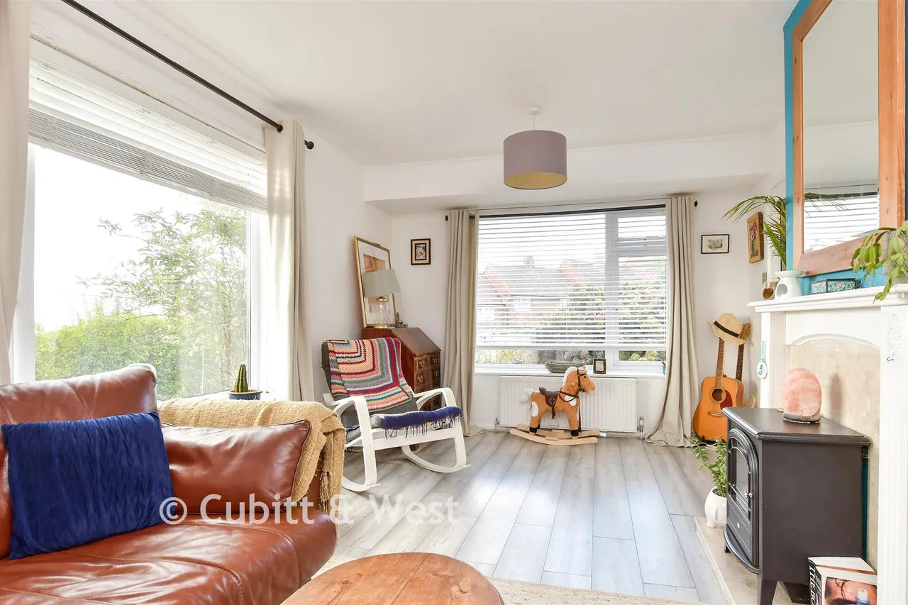 Langley Crescent, Woodingdean, BN2, photo 4
