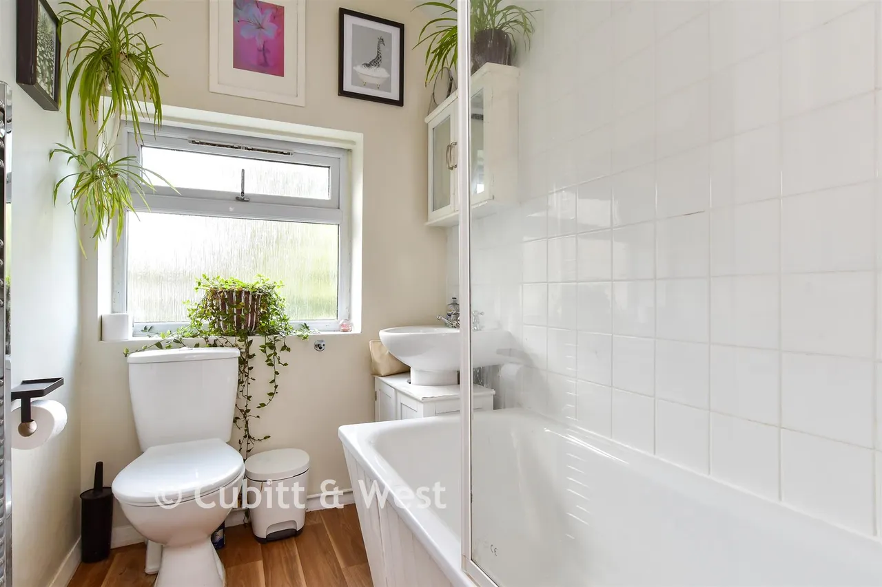 Langley Crescent, Woodingdean, BN2, photo 13