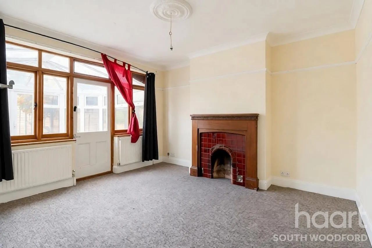 Charnwood Drive, London, E18, photo 5