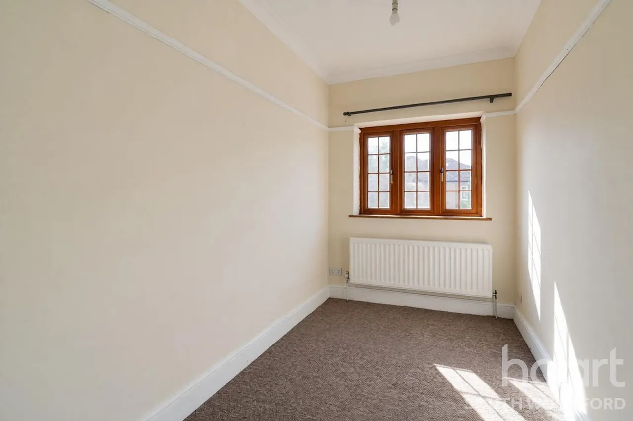 Charnwood Drive, London, E18, photo 10