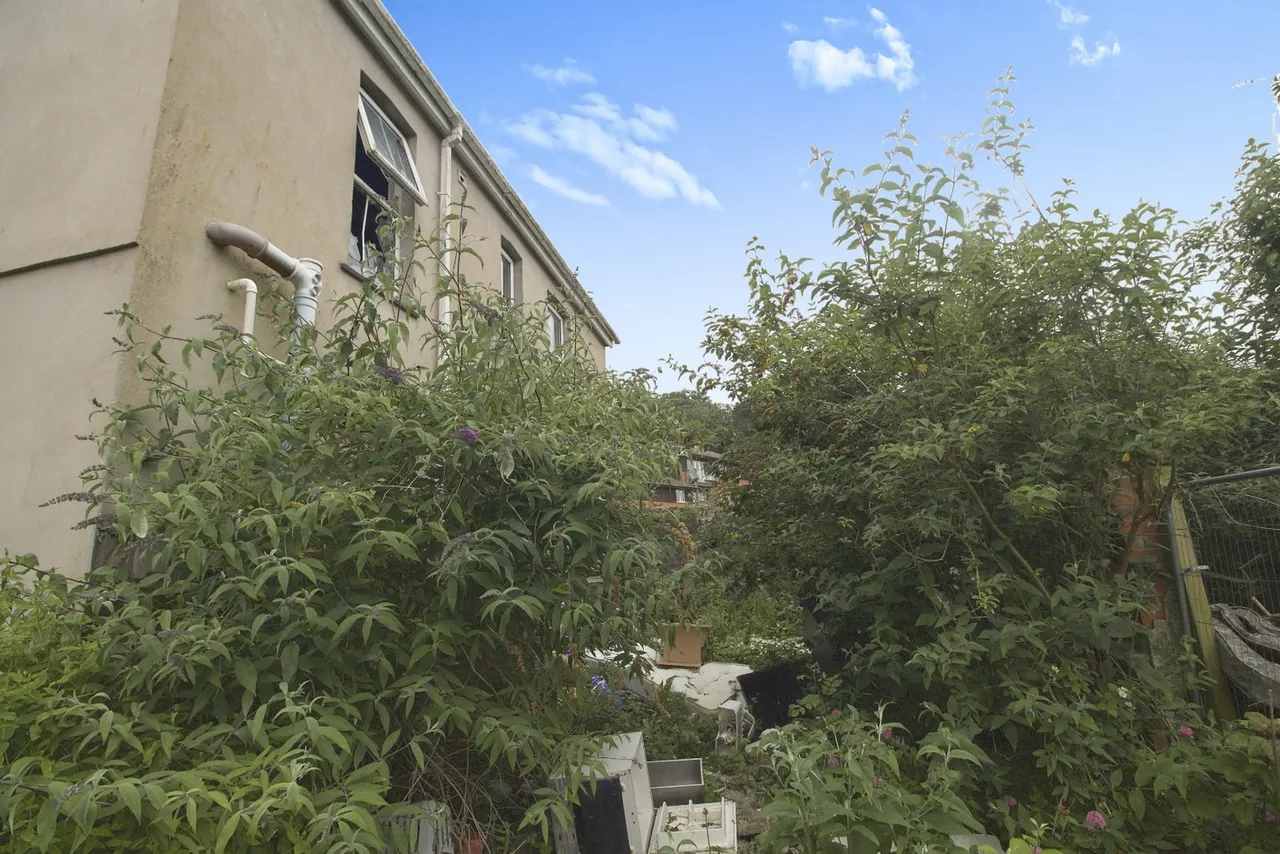 Wood Street, Menai Bridge, LL59, photo 7