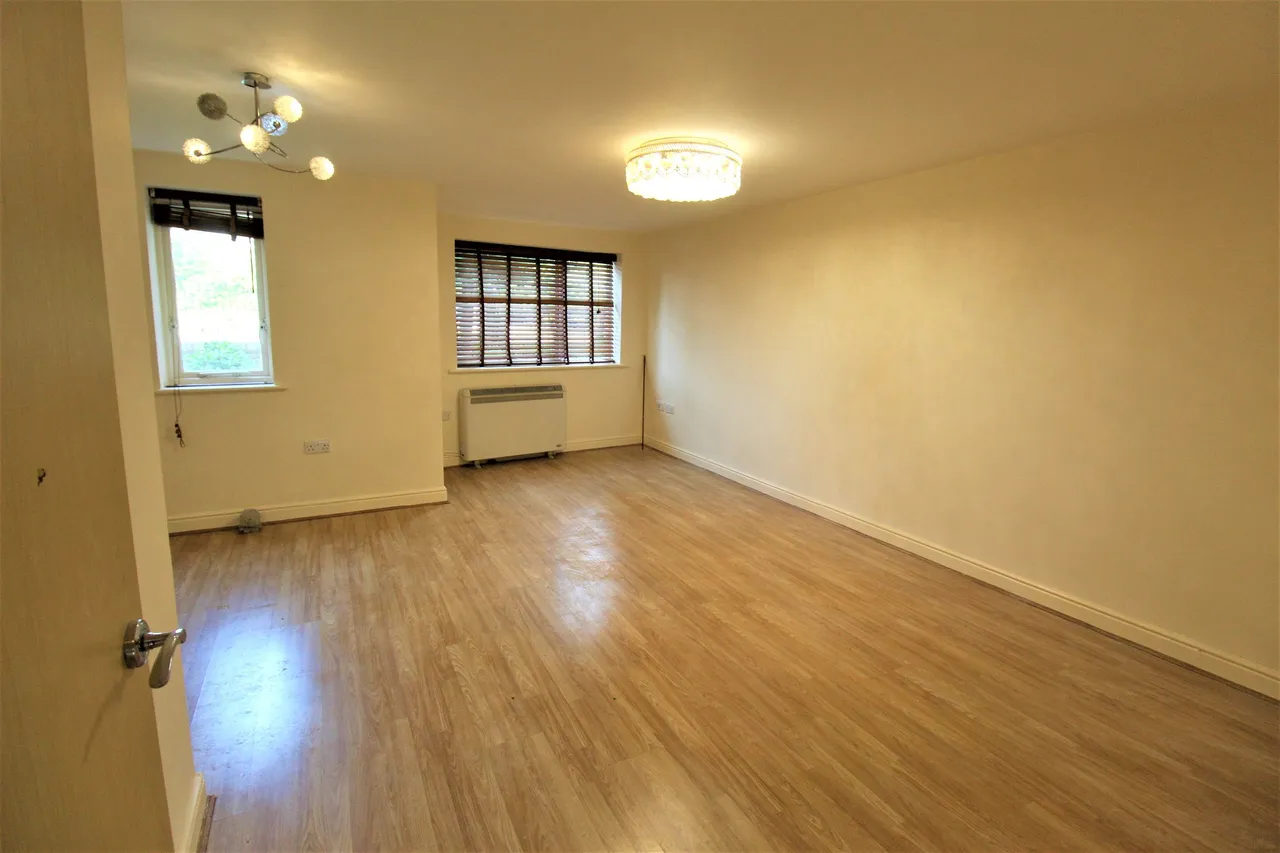 Hogg Lane, Grays, Essex, RM17 5QQ, photo 7
