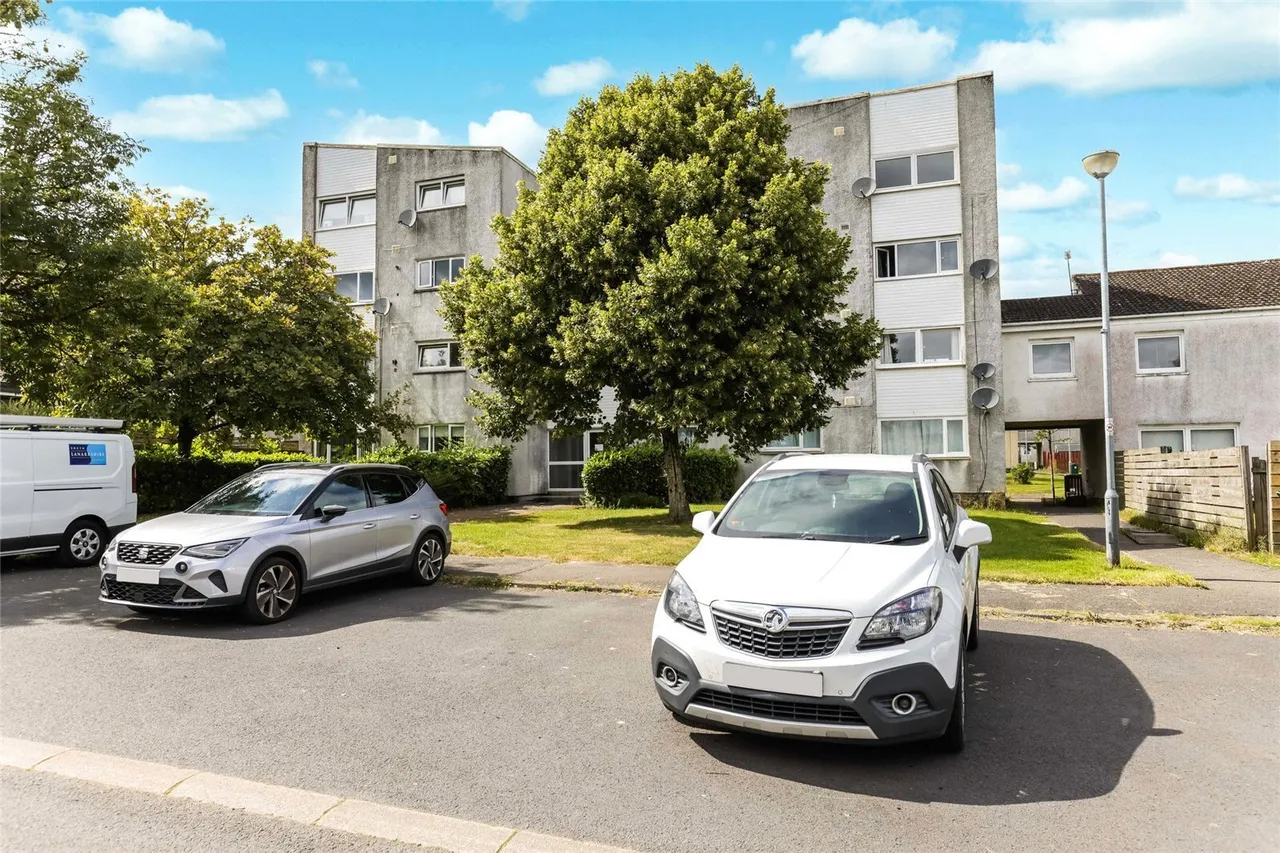 2 bed flat for sale — Cypress Crescent, Greenhills, East Kilbride, South Lanarkshire, G75
