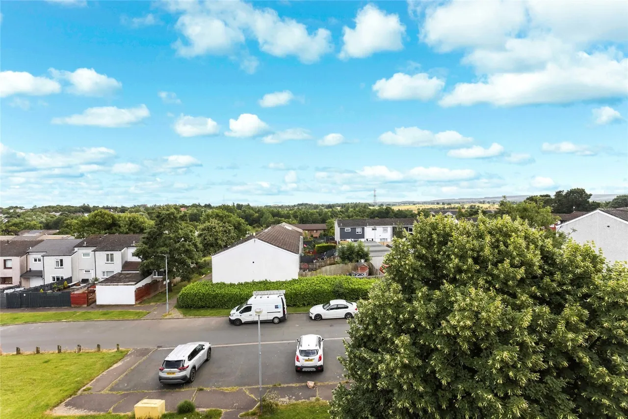Cypress Crescent, Greenhills, East Kilbride, South Lanarkshire, G75, photo 15