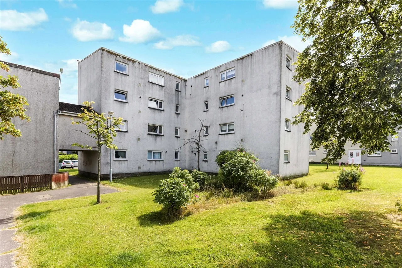Cypress Crescent, Greenhills, East Kilbride, South Lanarkshire, G75, photo 18