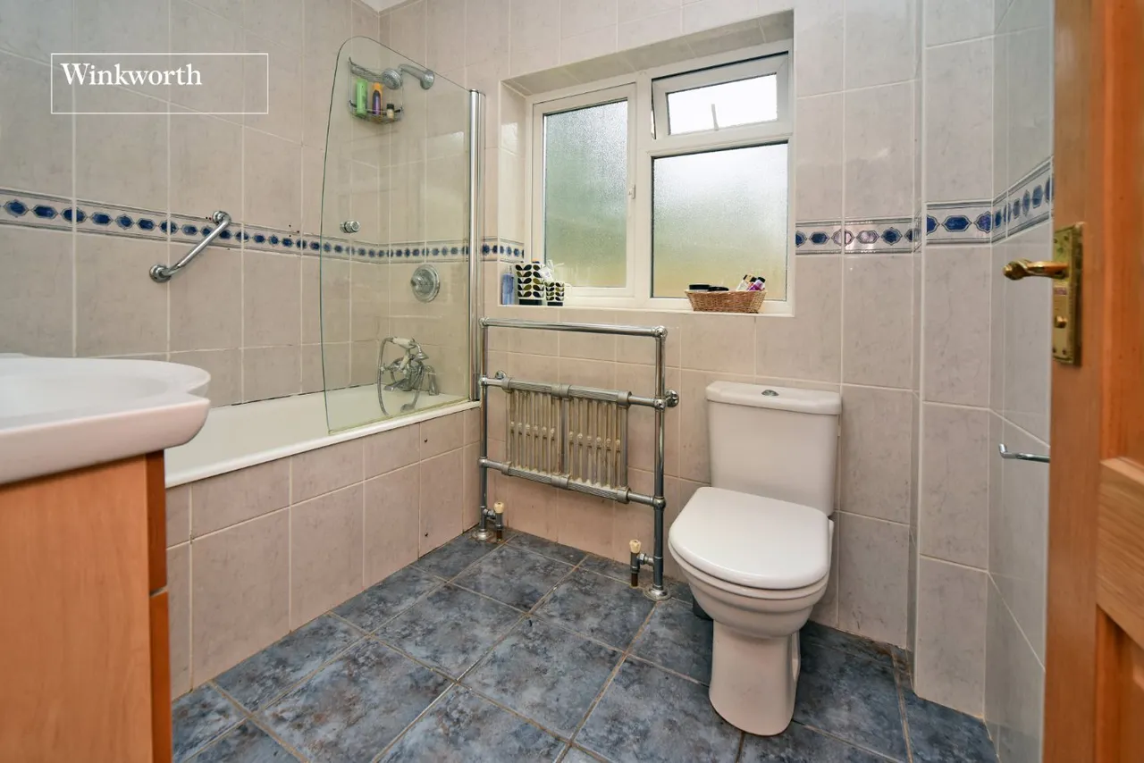 Northey Avenue, Cheam, SM2, photo 11